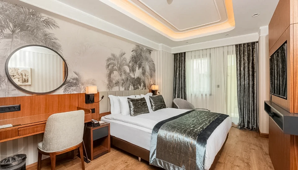 هتل موکارناس پرا استانبول